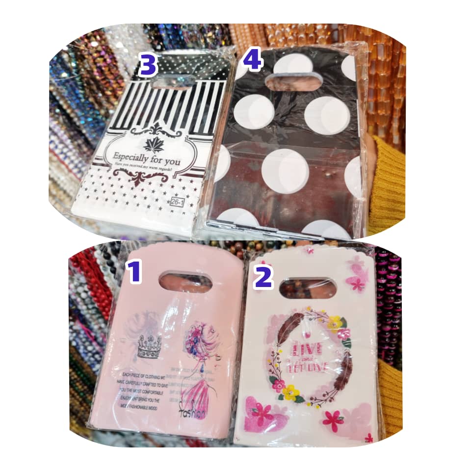 7a2ce3ed-8c0b-4863-962c-ff1f4afc31e3 پاکت زیور آلات 9*14 سانت