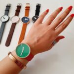 ساعت چرمی والار