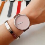 ساعت چرمی والار