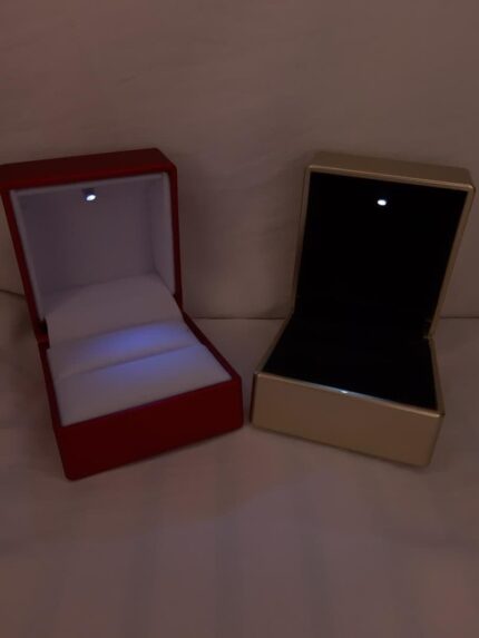 جعبه چراغدار