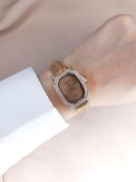 ساعت مستطیل چرم