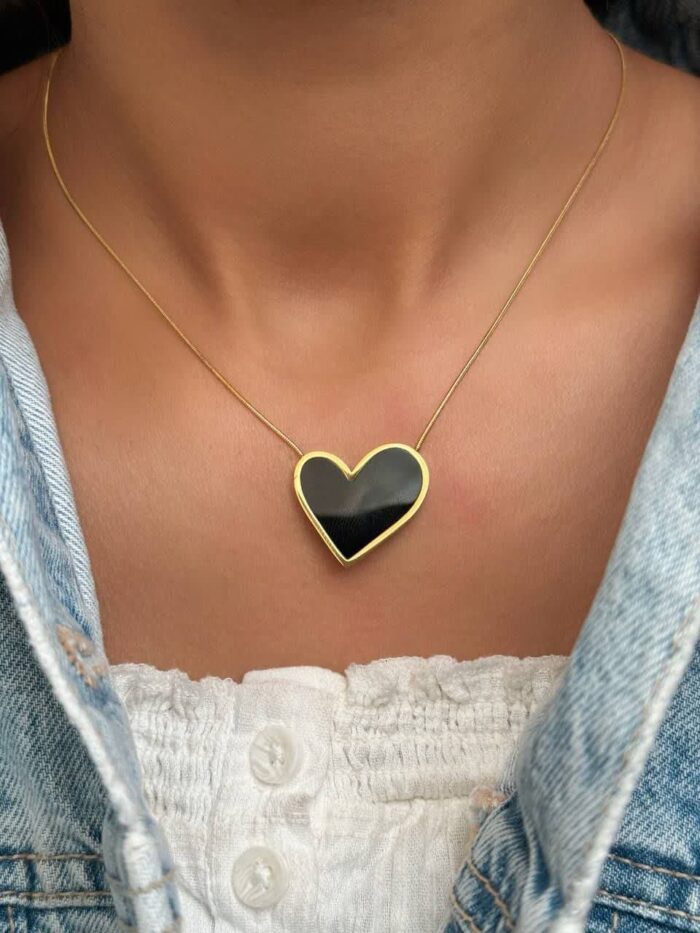 گردنبند قلب مشکی