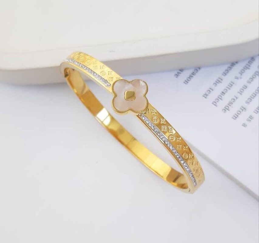 خرید بدلیجات (النگو ونکیلف با سنگ صدف طبیعی)