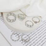 پک انگشتر صدفی دارای 6 عدد انگشتر فری سایز با کیفیت بالا ابکاری قوی قابل استفاده بصورت تک و پک با بهترین قیمت خدمت شما عزیزان