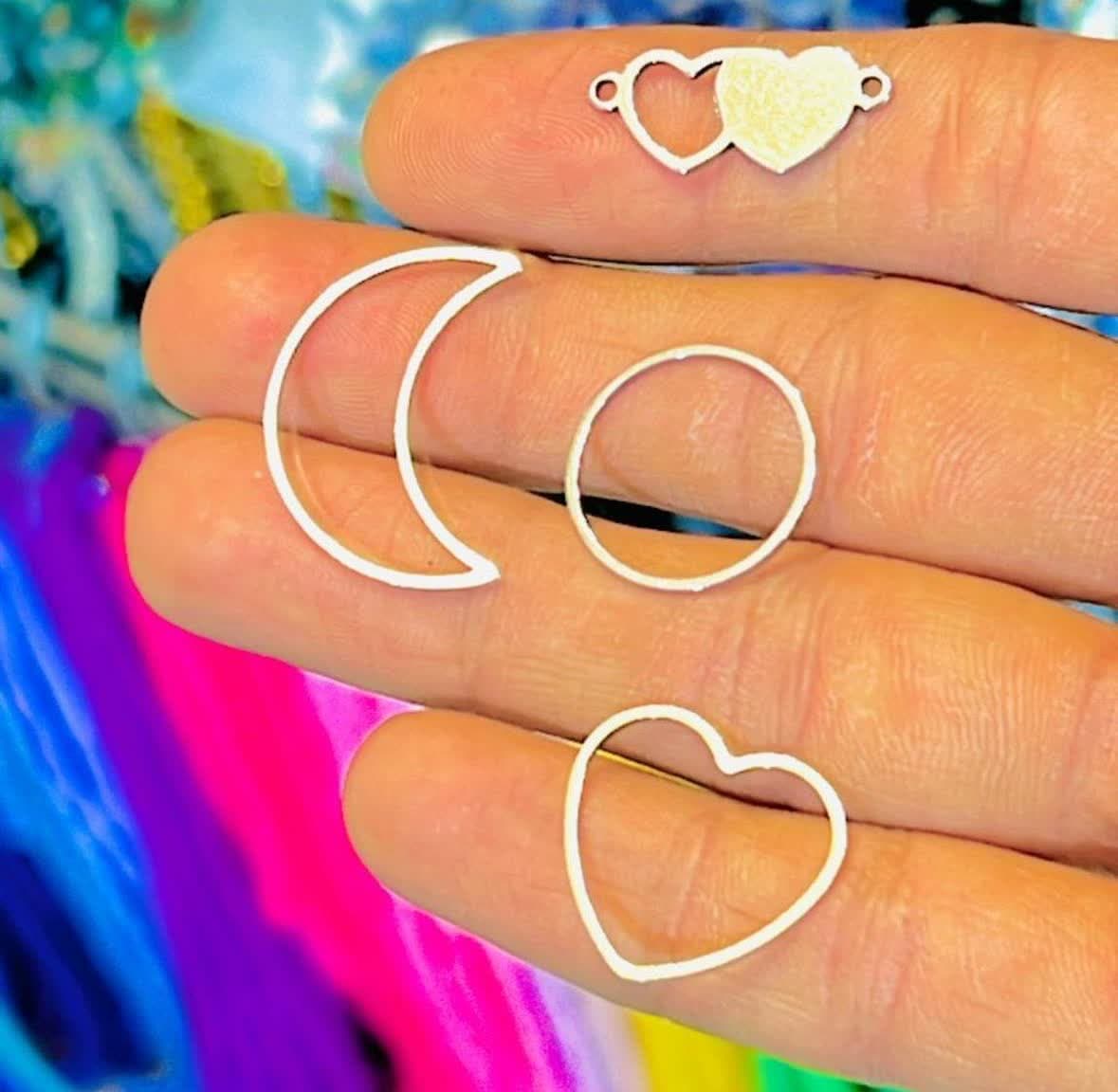 پلاک استیل گردنبندی https://www.kharazighazal.com/?post_type=product&p=30975&preview=true