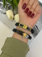 دستبندچرم مردانه _ دستبند مردانه پلاک استیل اقای خرازی قم