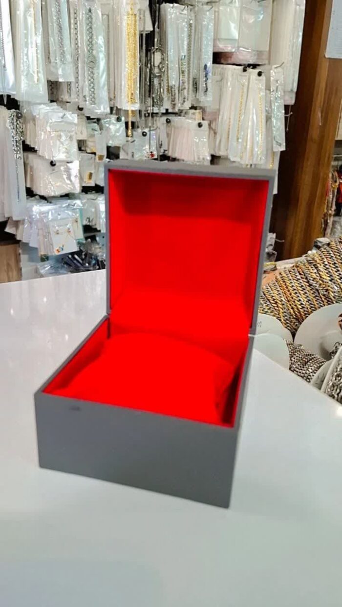 باکس دستبند و ساعت مخمل لاکچری قم